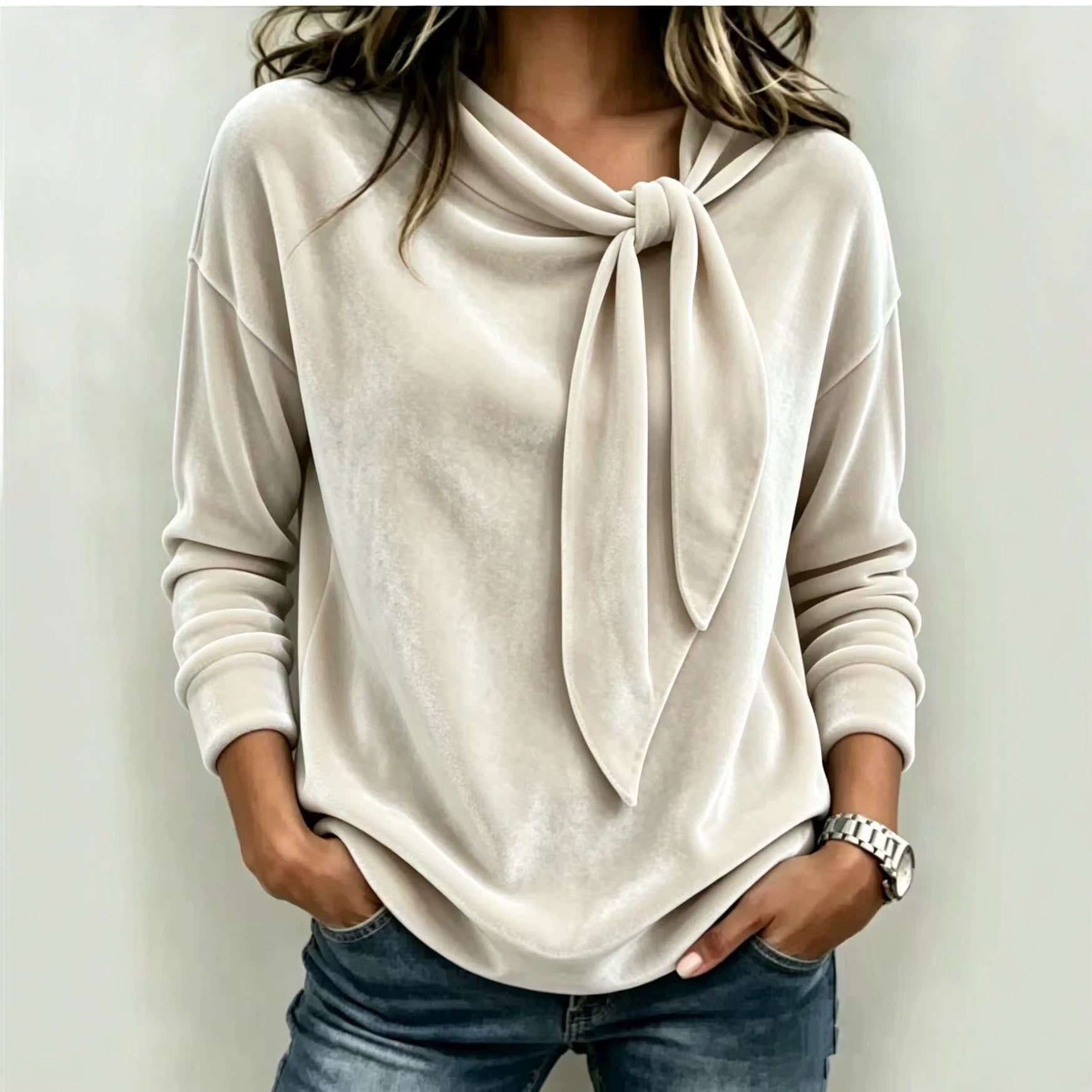 Blusa Lisa com Laço e Manga Longa