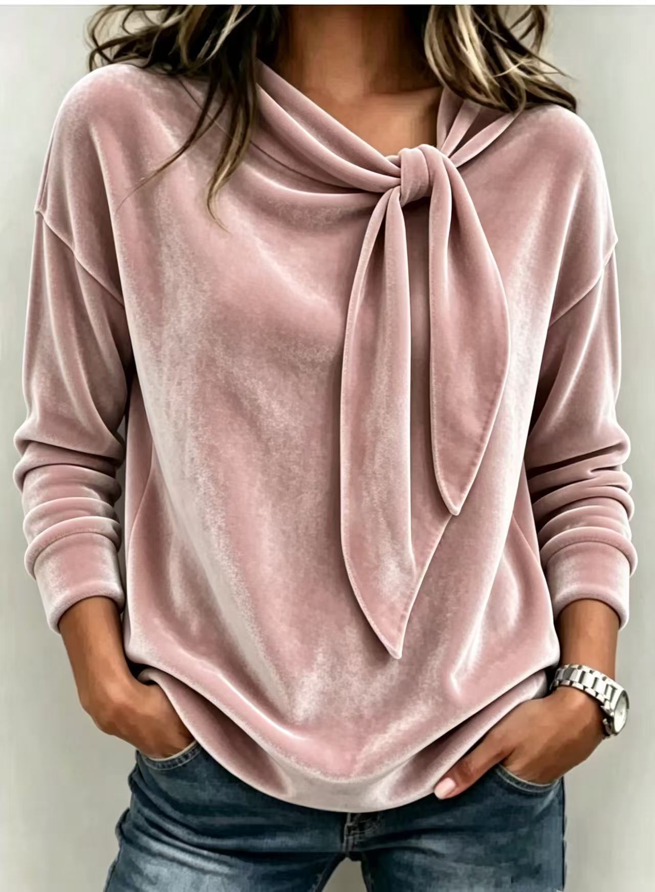 Blusa Lisa com Laço e Manga Longa